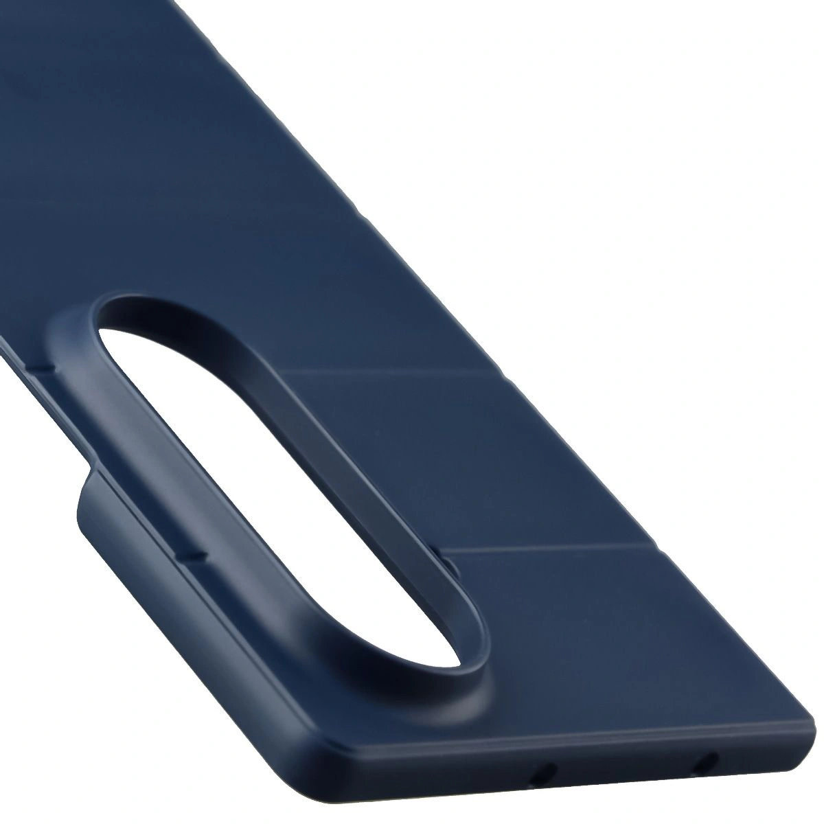 Teksturowane boki i podwyższone krawędzie ekranu i aparatu w etui Bizon Case Tur do Galaxy Z Fold7